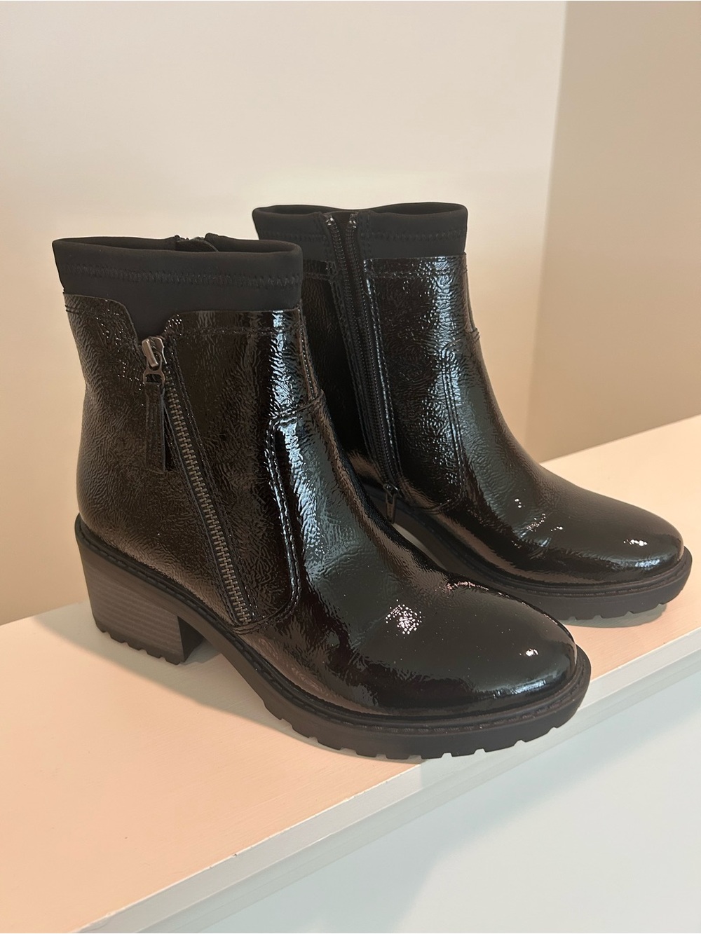 New Salvia Black Patent Ankle Boots with Side Zipper 38